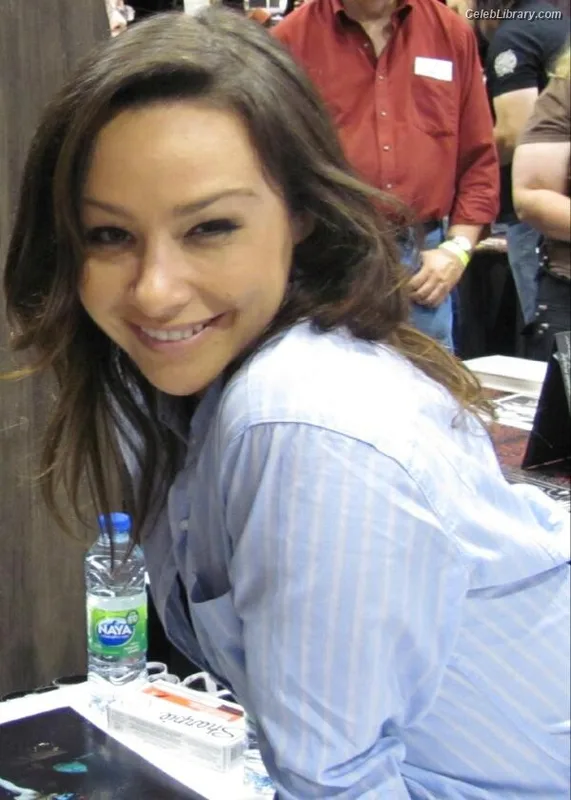 Danielle Harris photo 9 of 80