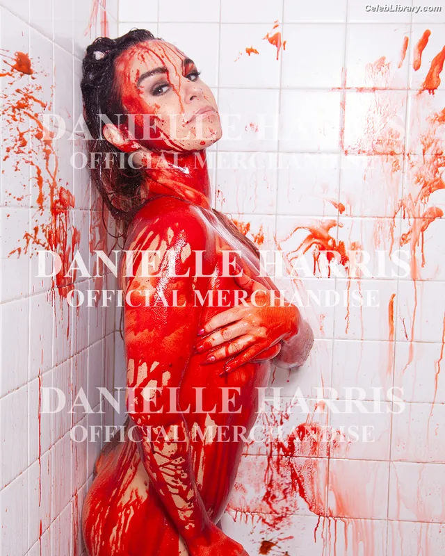 Danielle Harris photo 12 of 80