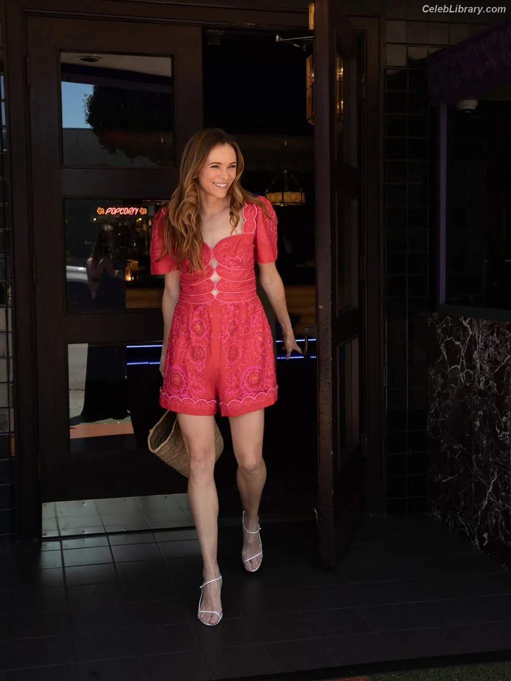 Danielle Panabaker photo 21 of 578