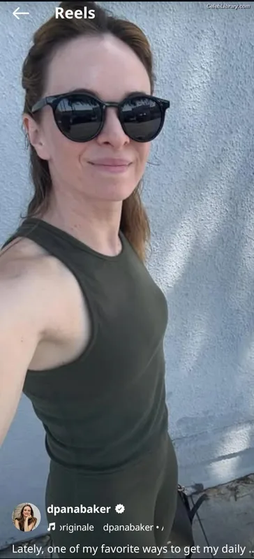 Danielle Panabaker photo 24 of 578