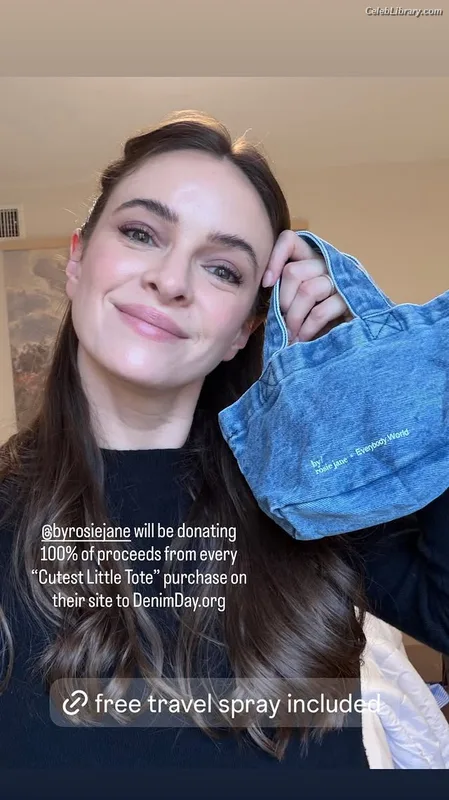 Danielle Panabaker photo 2 of 578