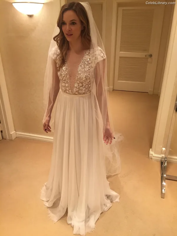 Danielle Panabaker photo 15 of 578