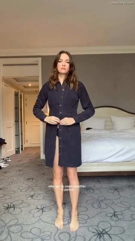 Danielle Panabaker photo 13 of 578