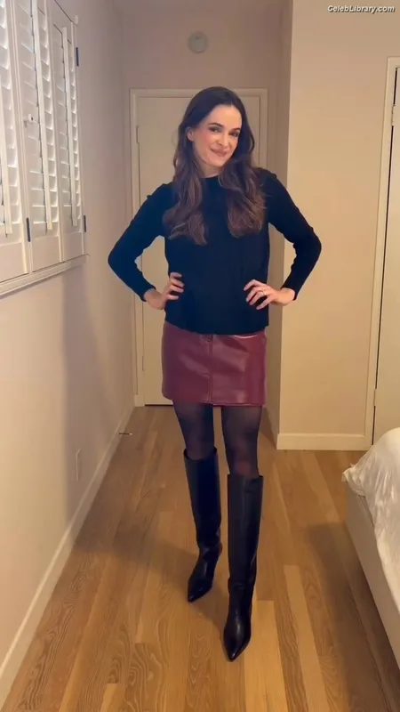 Danielle Panabaker photo 8 of 578
