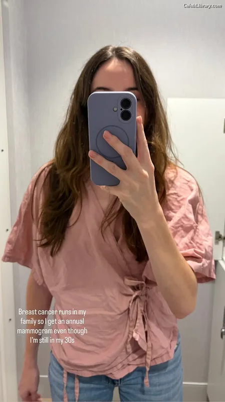 Danielle Panabaker photo 20 of 578
