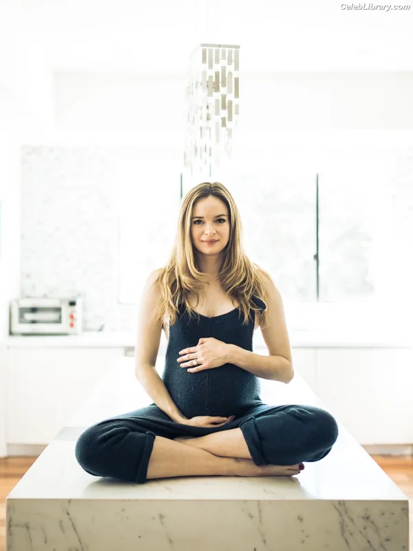 Danielle Panabaker photo 24 of 578