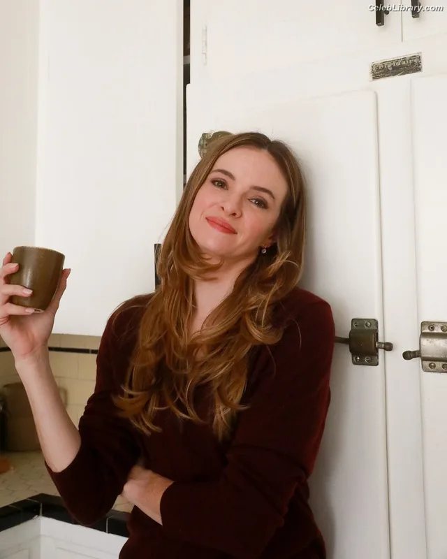 Danielle Panabaker photo 18 of 578