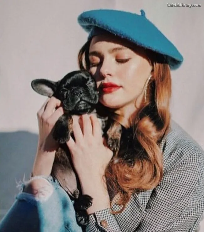 Danielle Rose Russell photo 23 of 52