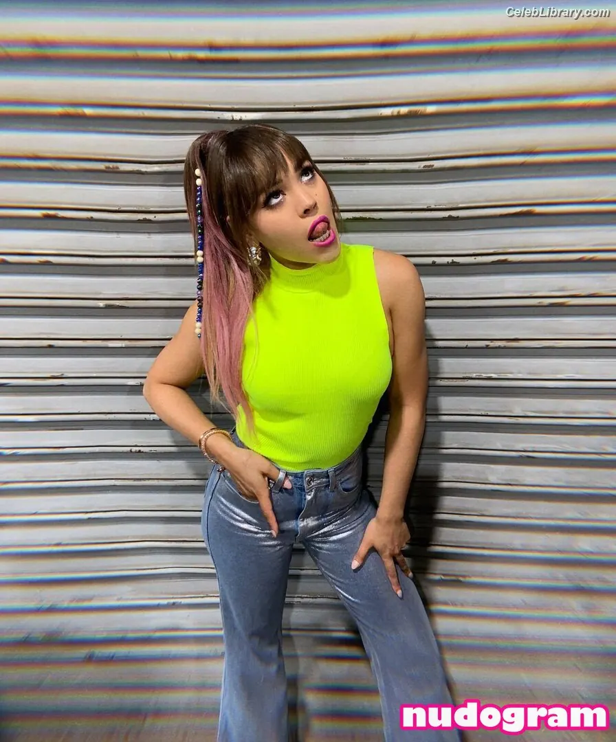 Danna Paola photo 2 of 234