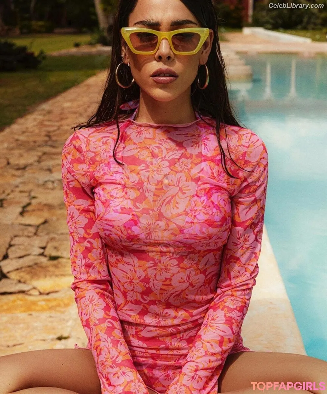 Danna Paola photo 17 of 234
