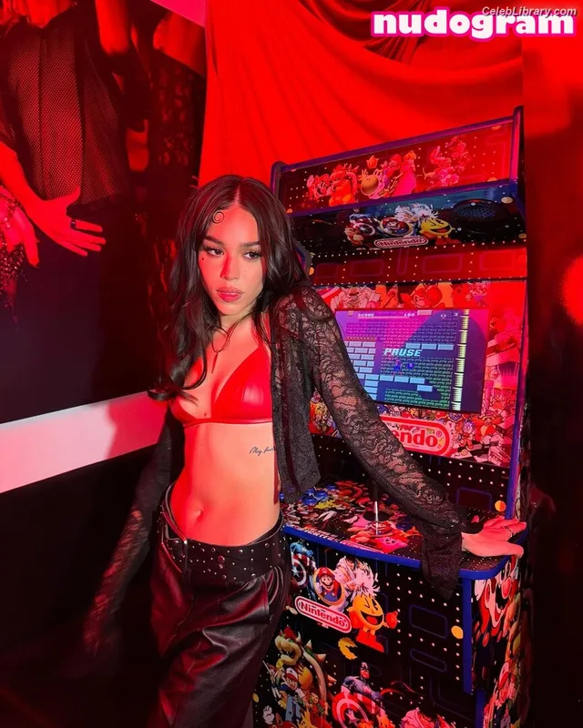 Danna Paola photo 13 of 235