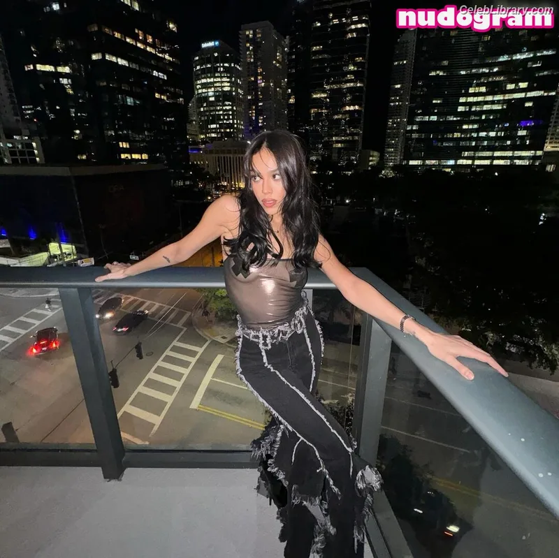 Danna Paola photo 21 of 235