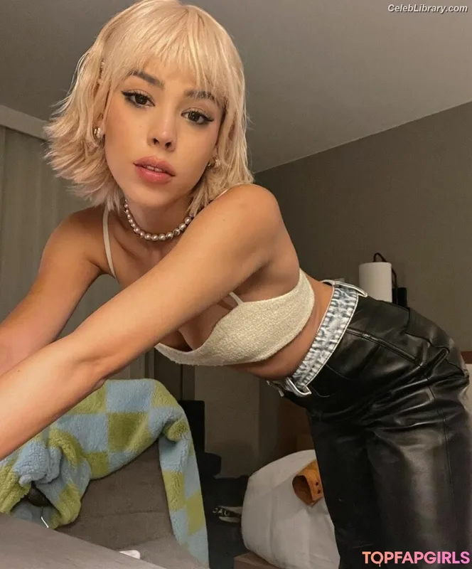 Danna Paola photo 14 of 235