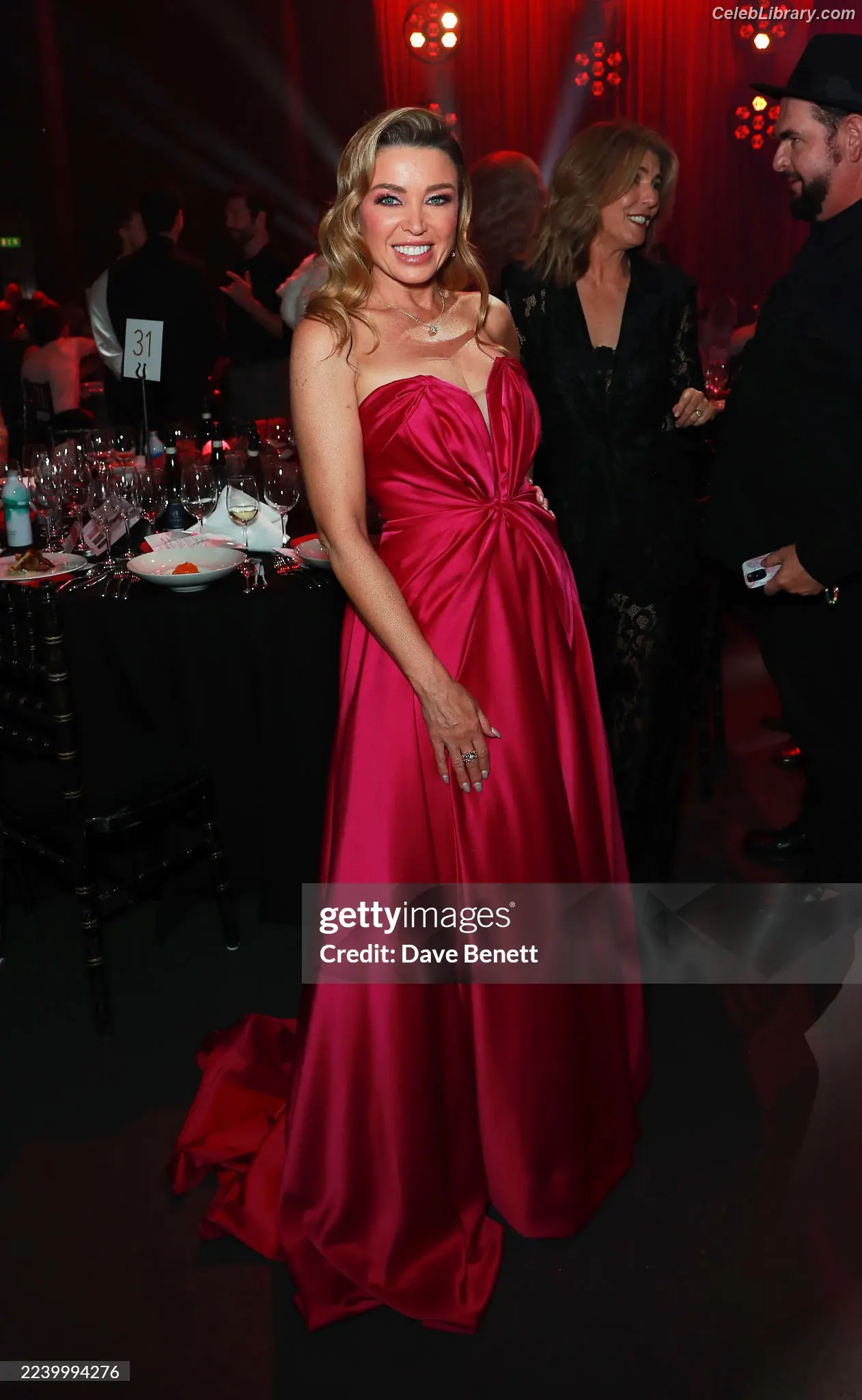 Dannii Minogue photo 7 of 1543