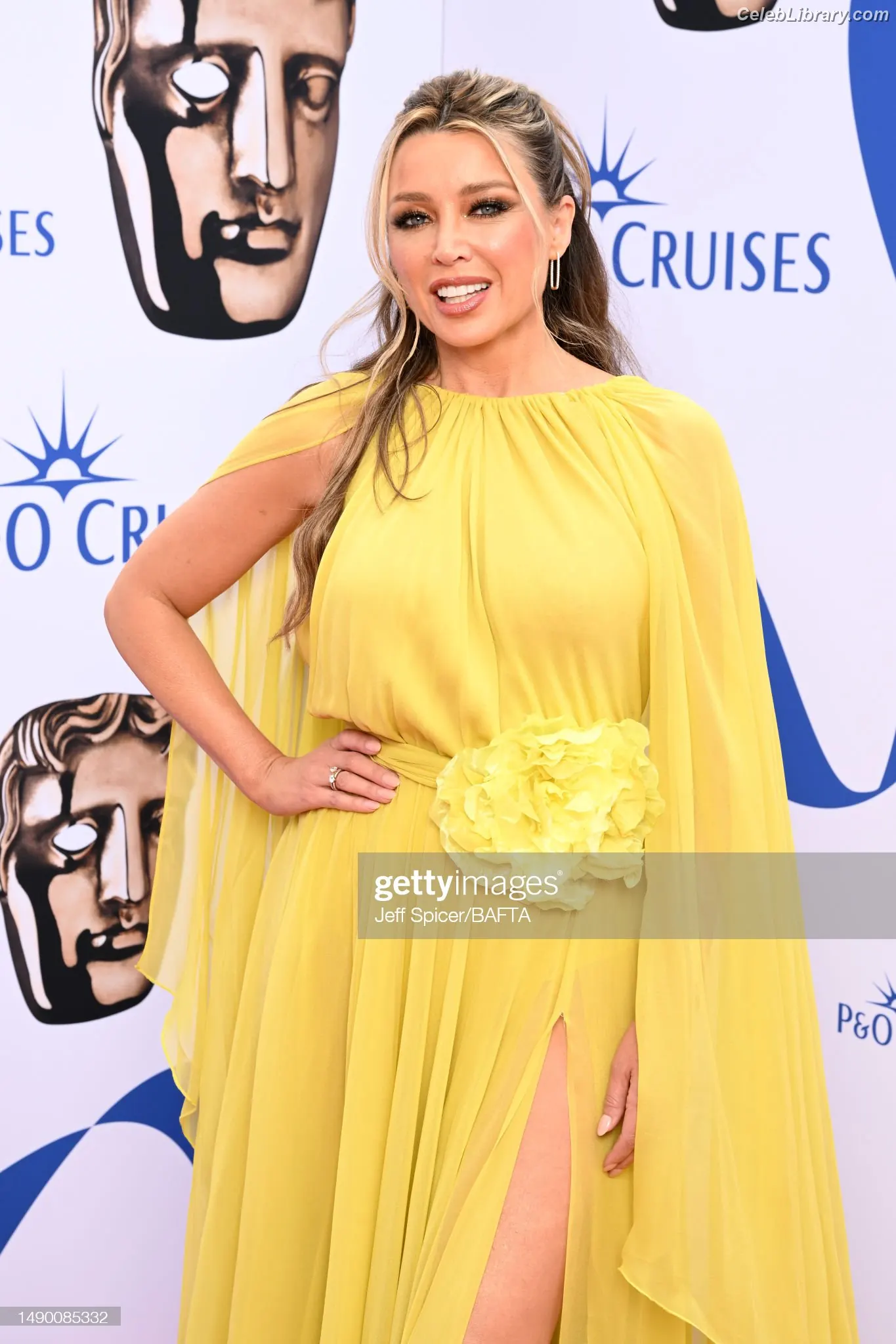 Dannii Minogue photo 20 of 1543