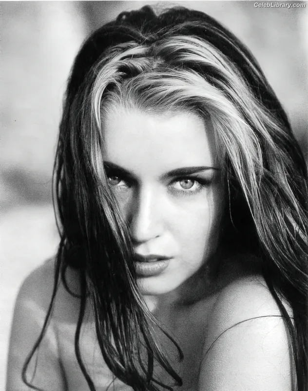 Dannii Minogue photo 9 of 1544