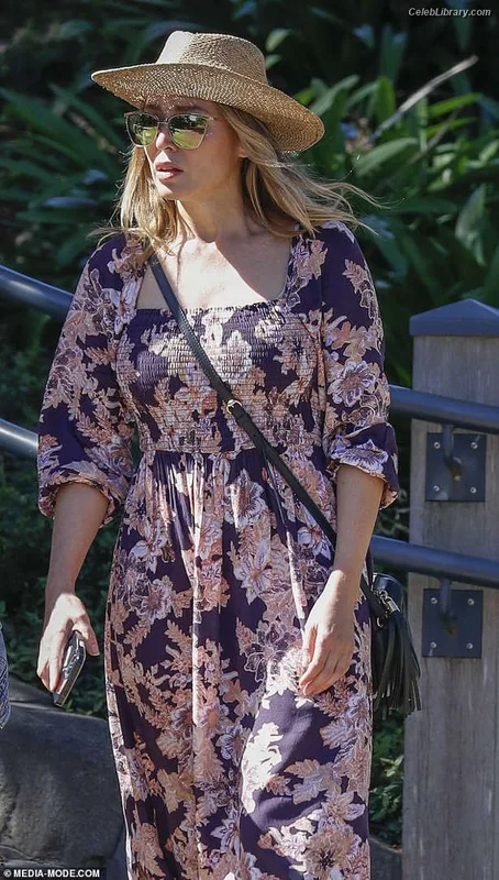 Dannii Minogue photo 20 of 1544
