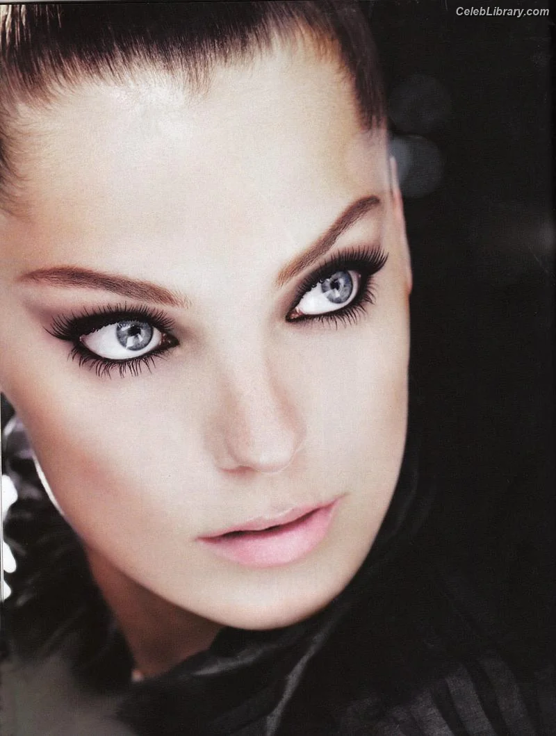 Daria Werbowy photo 24 of 70
