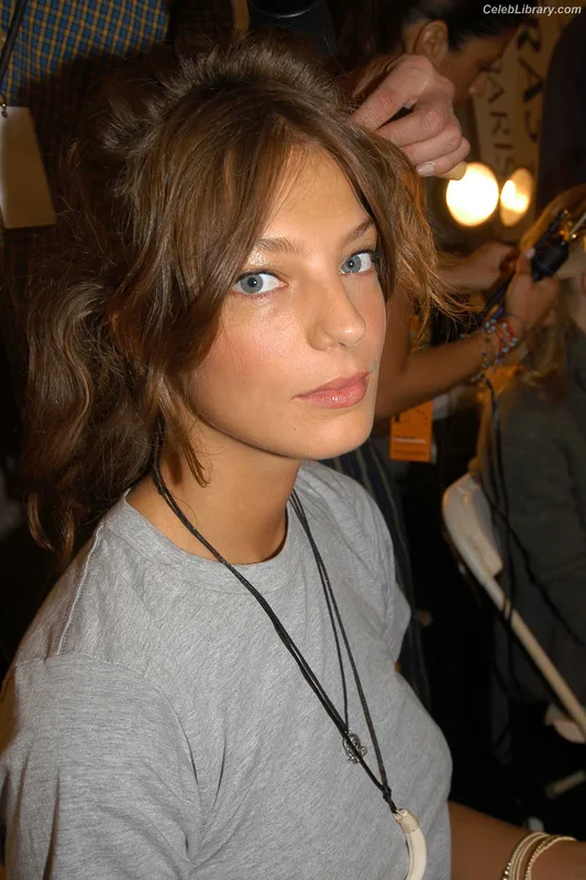 Daria Werbowy photo 22 of 71