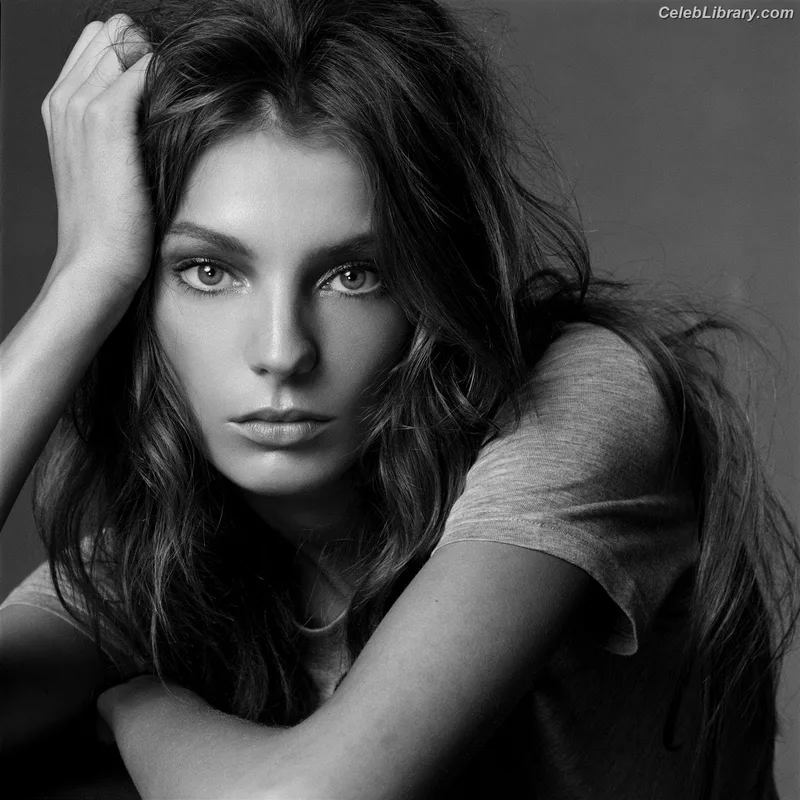 Daria Werbowy photo 13 of 71
