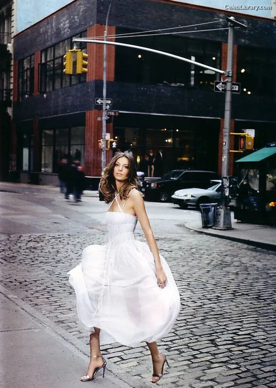 Daria Werbowy photo 7 of 71