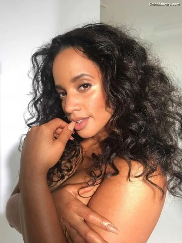 Dascha Polanco photo 7 of 220
