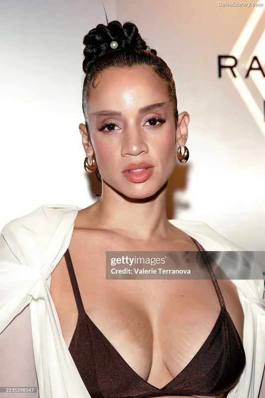 Dascha Polanco photo 18 of 220