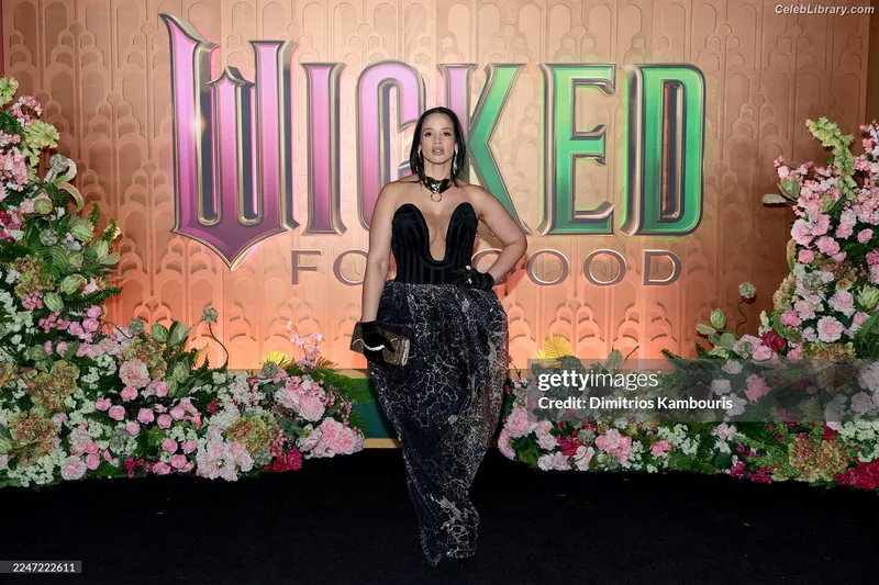 Dascha Polanco photo 2 of 220