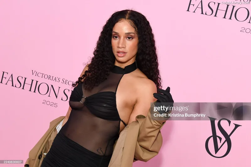 Dascha Polanco photo 17 of 220