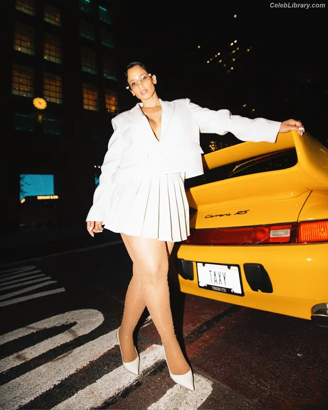 Dascha Polanco photo 7 of 220