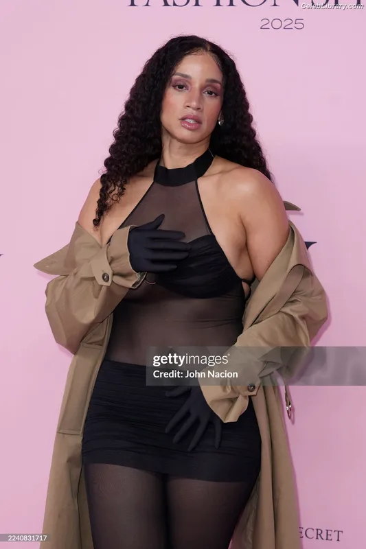 Dascha Polanco photo 17 of 220