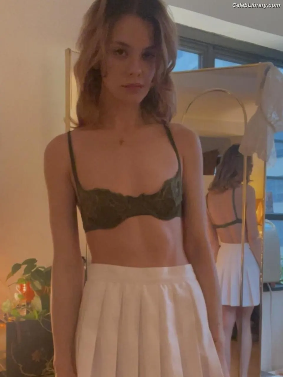 Dasha Nekrasova photo 18 of 333