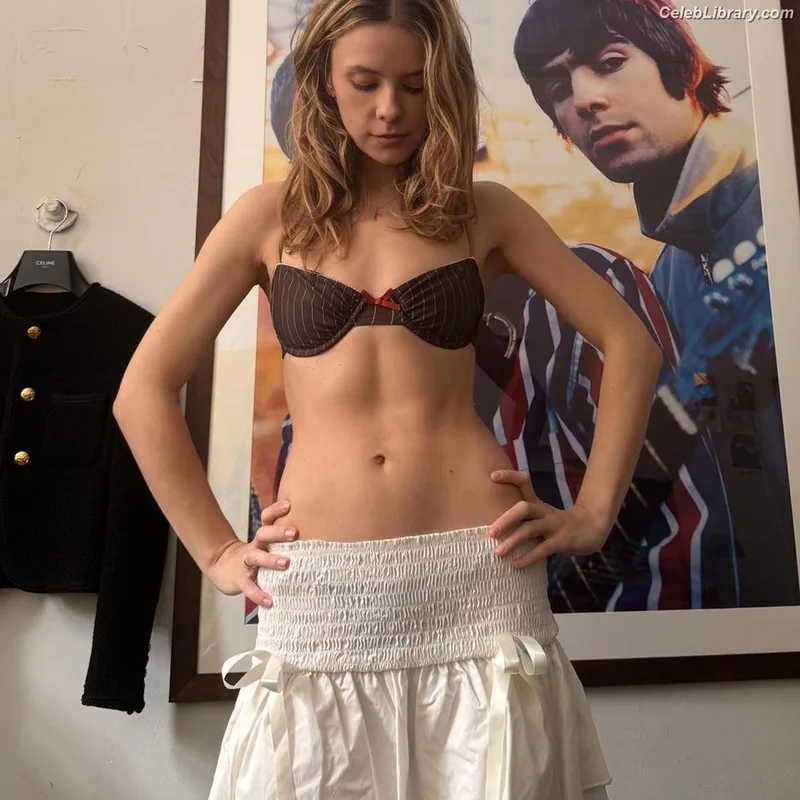 Dasha Nekrasova photo 10 of 334