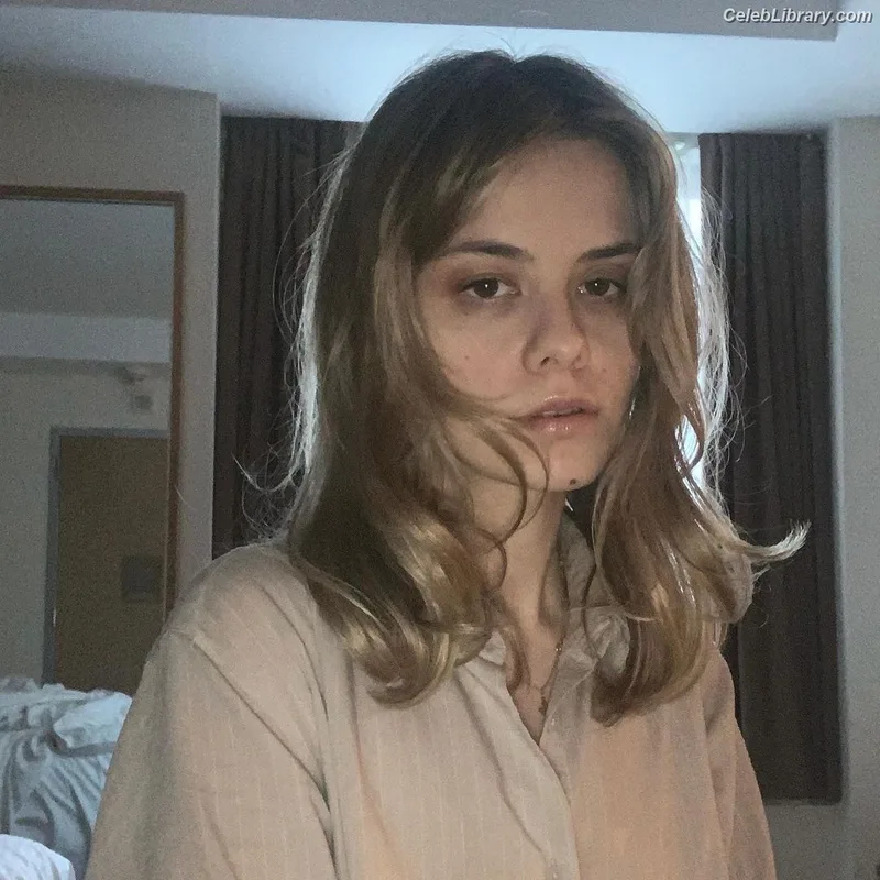 Dasha Nekrasova photo 12 of 334