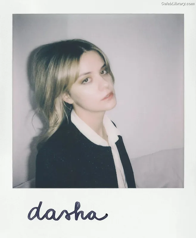Dasha Nekrasova photo 11 of 334