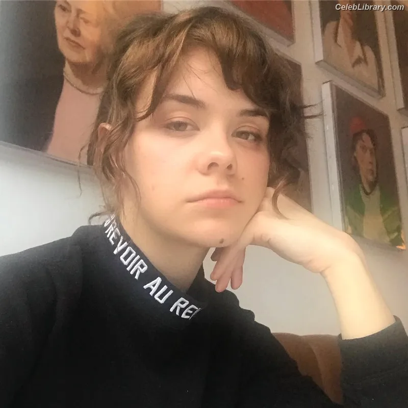 Dasha Nekrasova photo 17 of 334