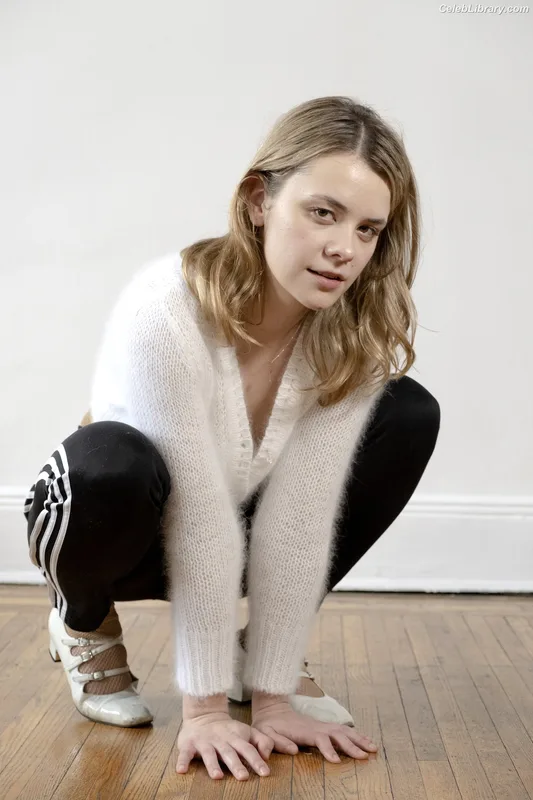 Dasha Nekrasova photo 24 of 334