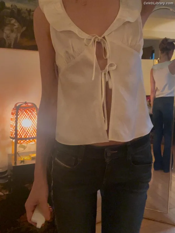 Dasha Nekrasova photo 21 of 334
