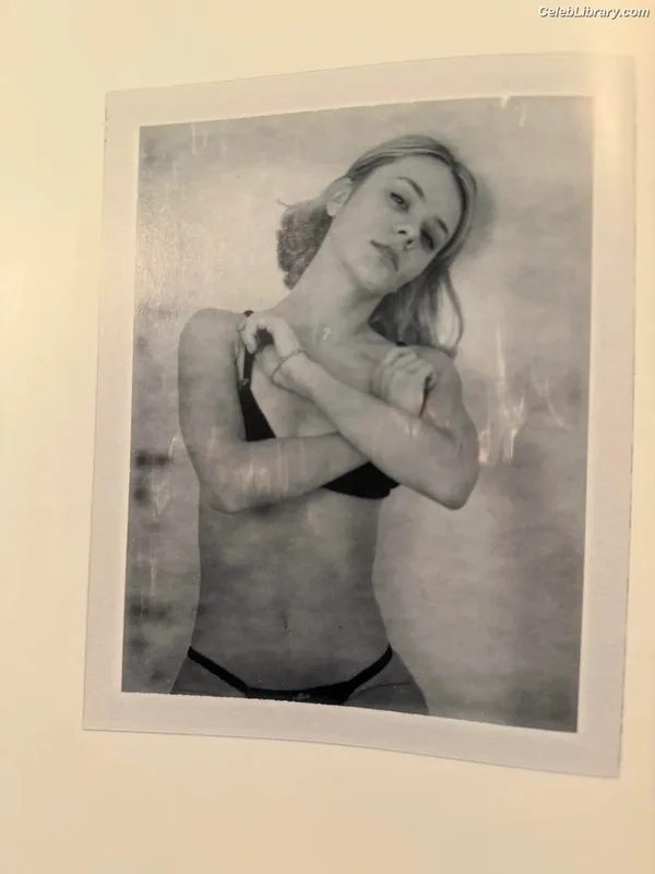 Dasha Nekrasova photo 3 of 334