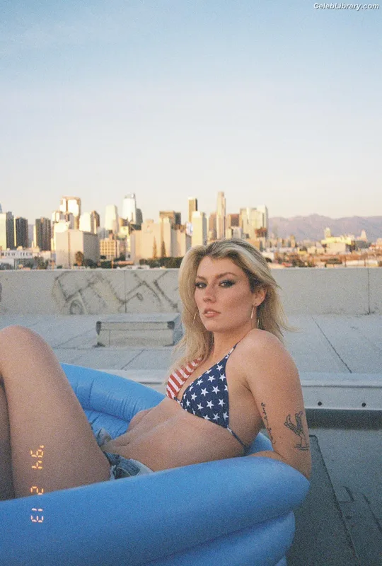 Dasha Novotny photo 1 of 105