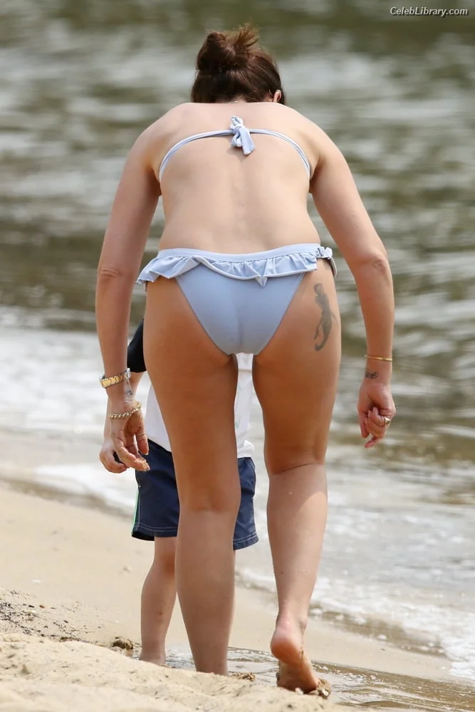 Davina McCall photo 15 of 62