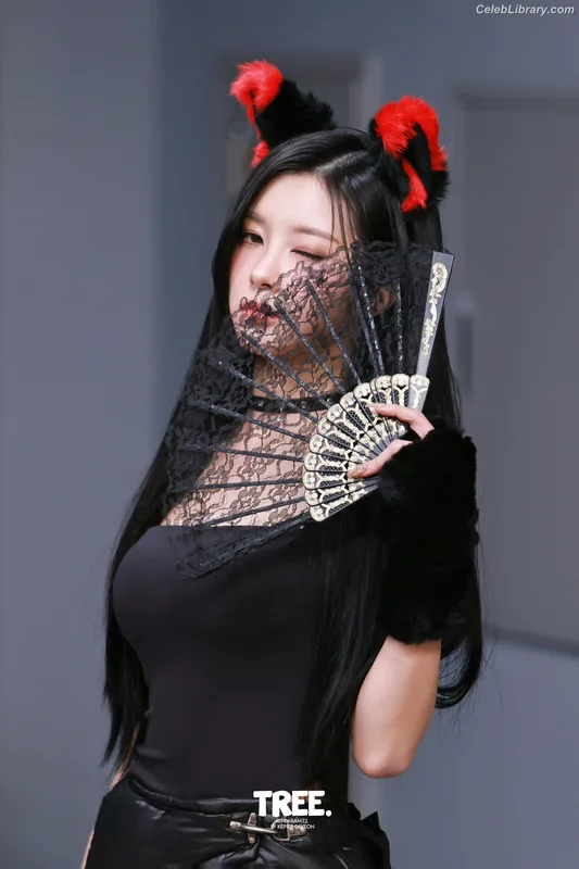 Dayeon (KƎP1ƎR KEP1ER) photo 17 of 61