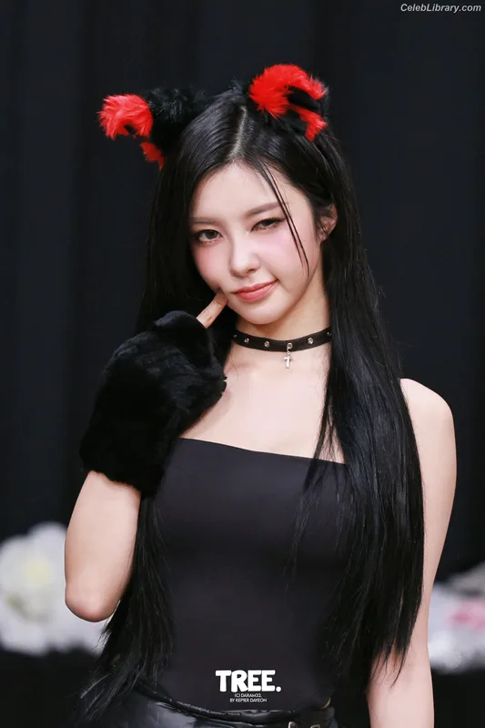 Dayeon (KƎP1ƎR KEP1ER) photo 1 of 61