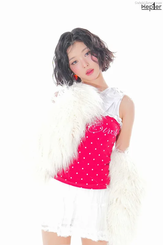 Dayeon (KƎP1ƎR KEP1ER) photo 12 of 61