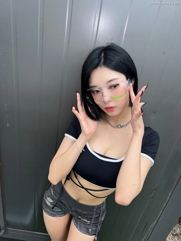 Dayeon (KƎP1ƎR KEP1ER) photo 23 of 61