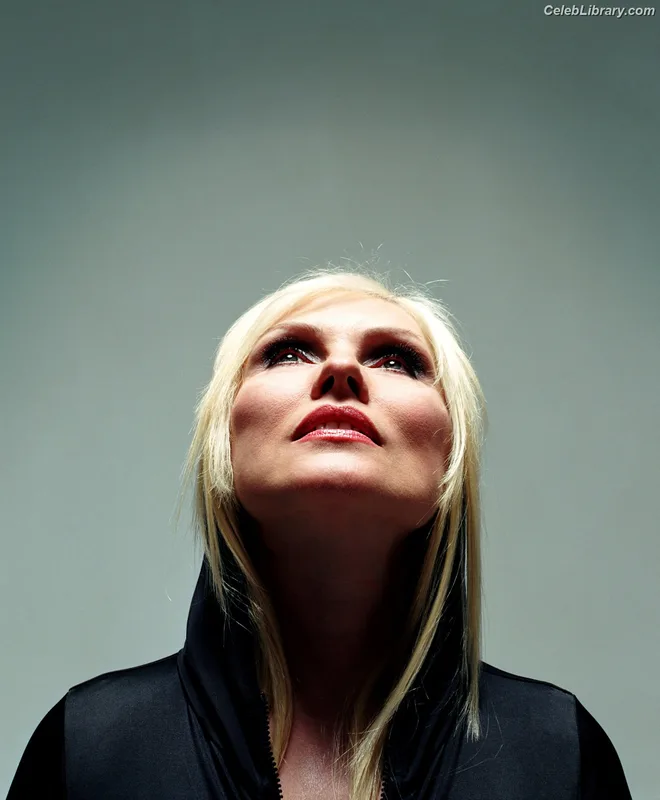Debbie Harry photo 12 of 129