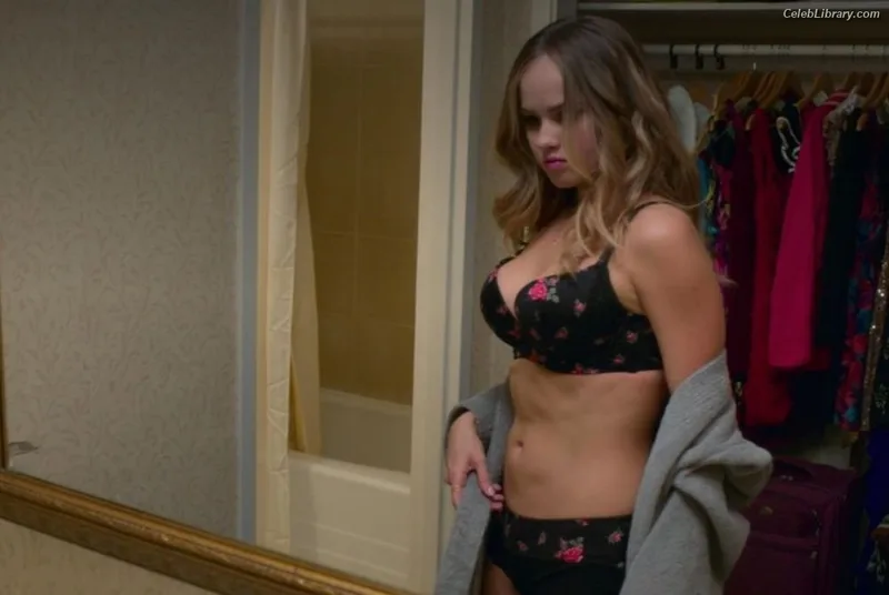 Debby Ryan photo 7 of 35
