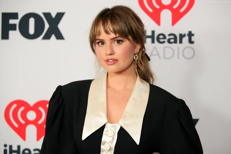 Debby Ryan photo 1 of 35