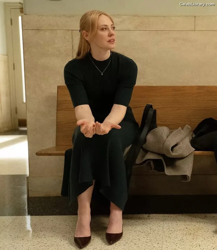 Deborah Ann Woll photo 10 of 165