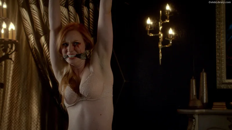 Deborah Ann Woll photo 3 of 165